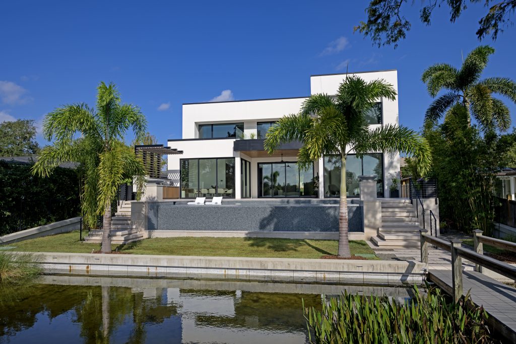 Lacuna House exterior