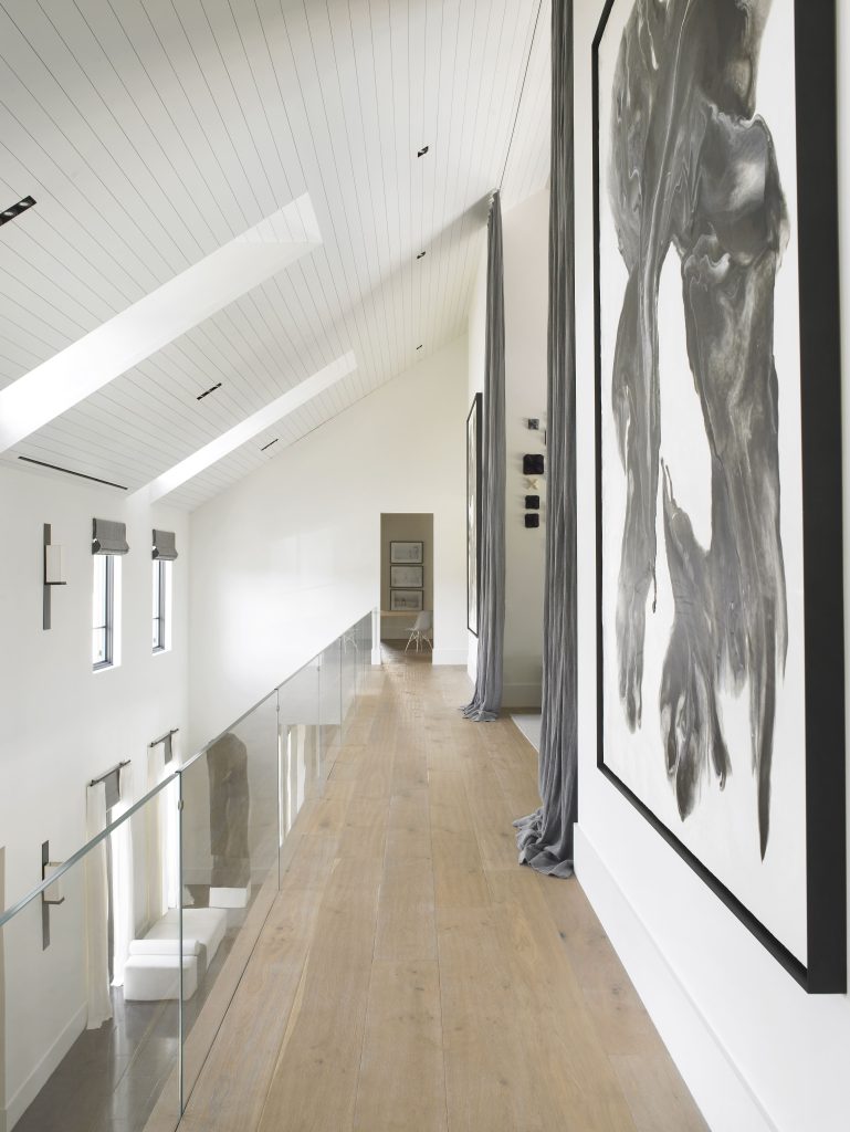 Maison Lykke upstairs hall